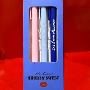 Sabrina Carpenter Short N Sweet Pen Set